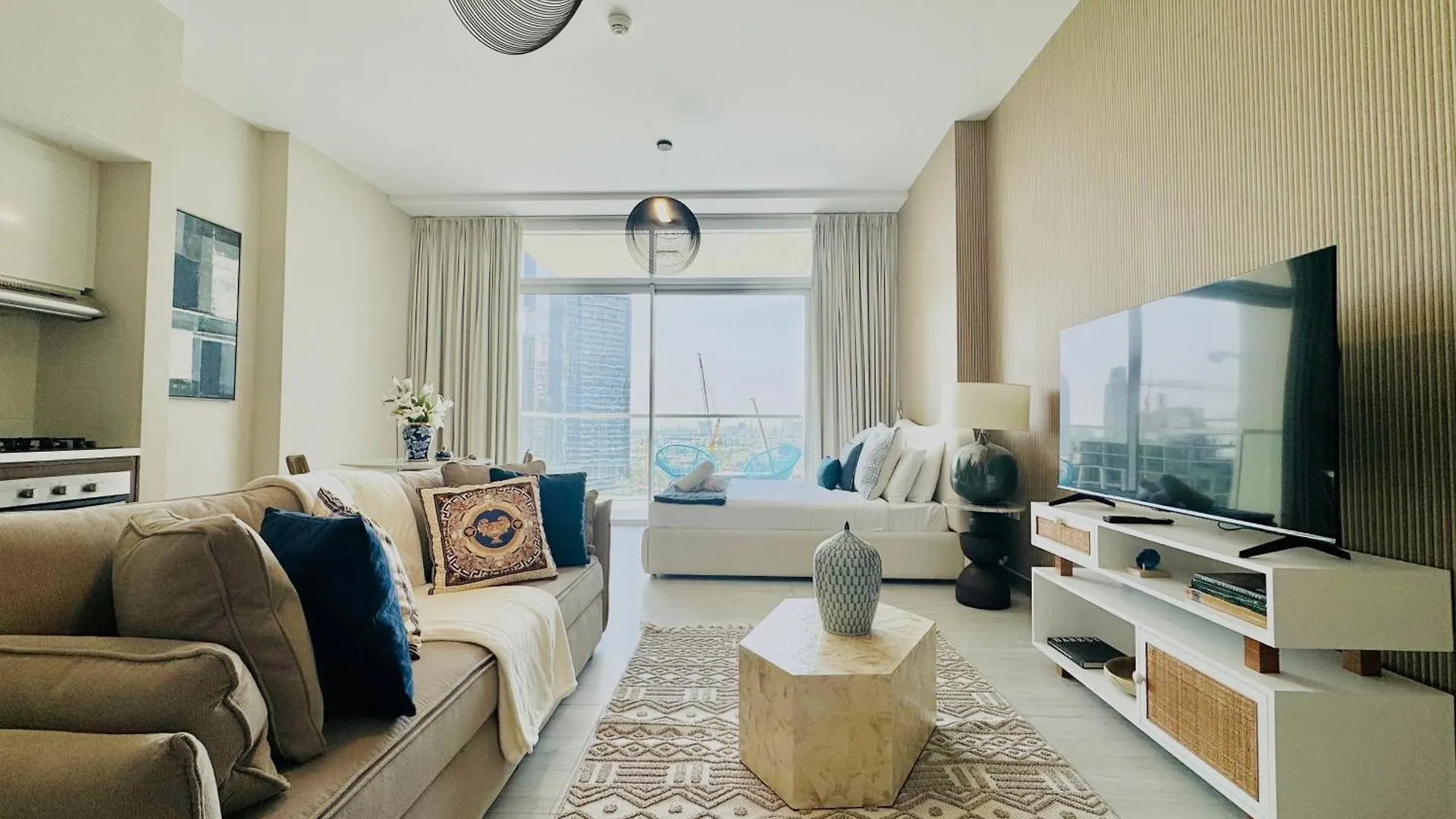 Venduras - Luxury Studio , Hameni Tower, Jvc Dubaj