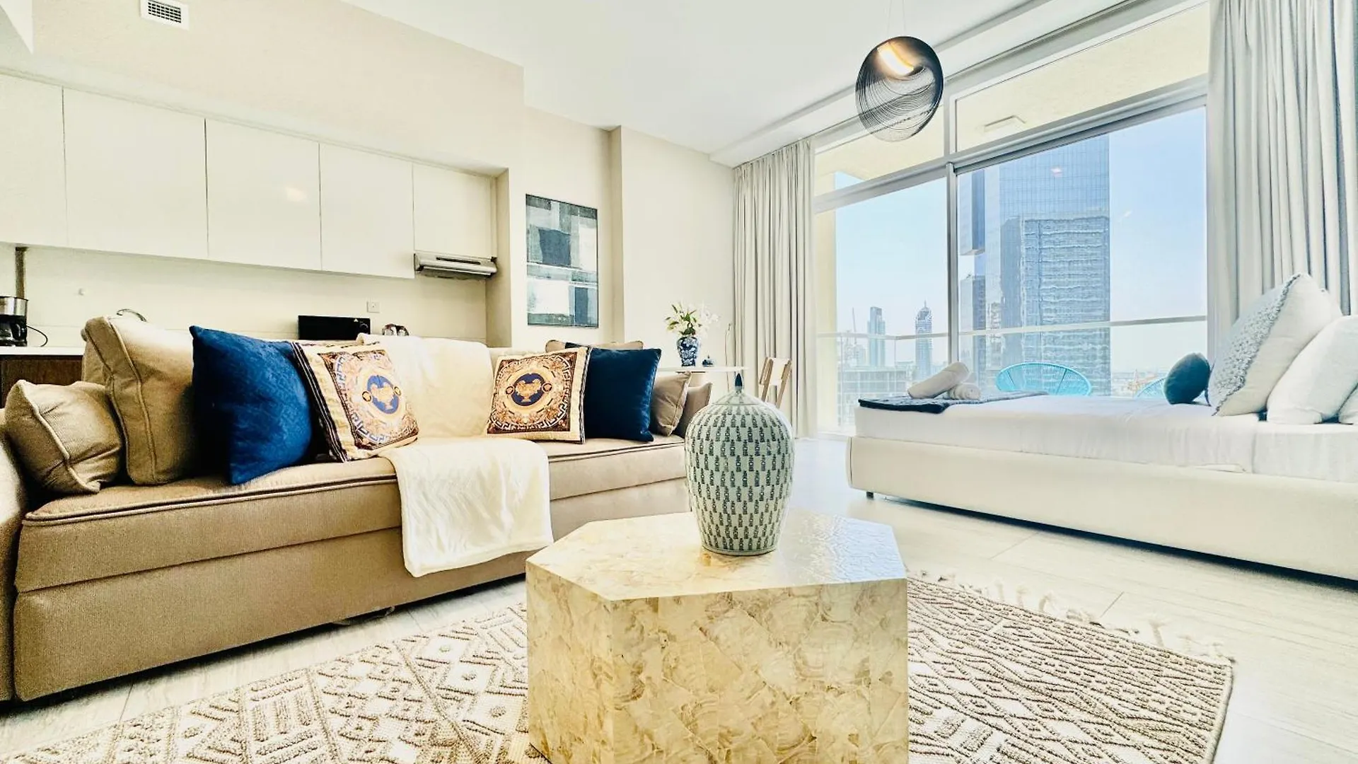 Venduras - Luxury Studio , Hameni Tower, Jvc Dubai United Arab Emirates